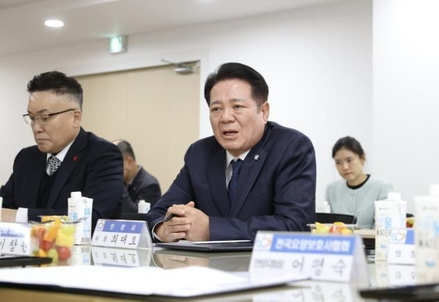 돌봄 노동자 처우개선 위해 노사민정 손 맞잡아…안양시 '좋은돌봄 공동실천 선언식'