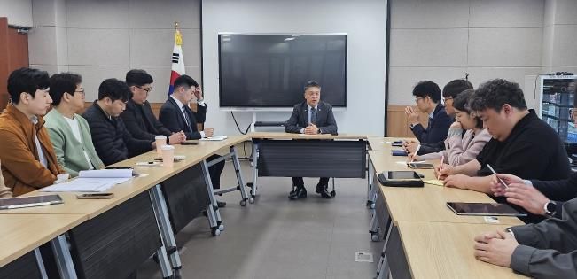 경기도의회 이석균 의원, 경기미래세대재단 북부분원 설치 위해 청년과 머리 맞대다