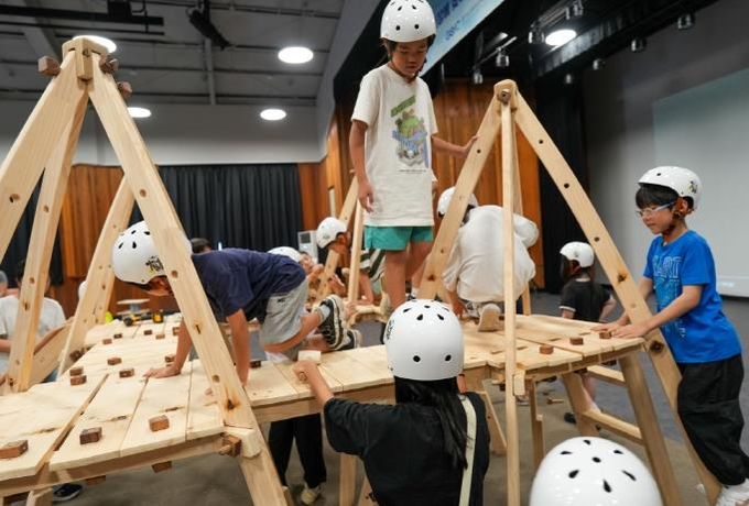 놀이터조립실증사진.
