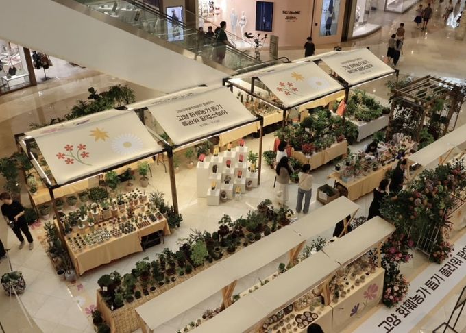 고양국제박람회재단, 스타필드 고양서‘플라워 팝업스토어’ 성황리 진행 중