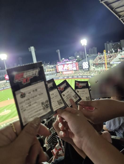 수원 KT wiz, 장안구 조원1동 관내 지역아동센터 아동 가정에 야구 경기 관람권 후원