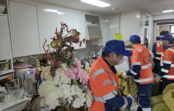장곡동, ‘똑똑 주거환경 클린사업’으로 취약 가구에 깨끗한 보금자리 마련