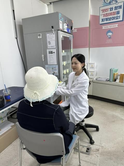 대상포진 예방접종 현장 사진