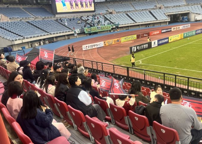 부천시다문화가족지원센터, 부천도시공사, 부천FC와 함께하는 '부천FC 응원 나들이 2차' 진행