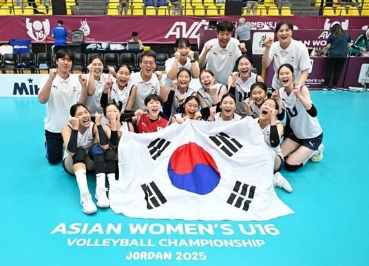 경남여중 3인방, U-16 아시아선수권 우승 견인...전국대회 5관왕으로 동구 위상 높여