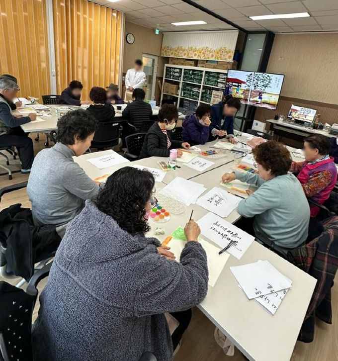 의정부시 치매안심센터, 치매예방교실 ‘행복더하기’ 큰 호응 속 마무리