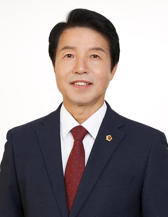 엄기호 강원특별자치도의원, 학생 건강·지역 농가 상생 위해“지역산 과일 지원 단가 현실화해야”