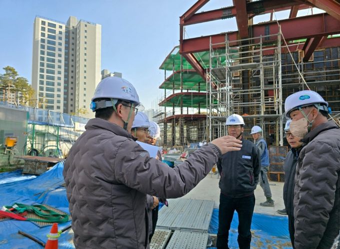 이천시, ‘12월 노동안전의 날’ 맞아 현장 중심 한랭질환 예방 활동 실시
