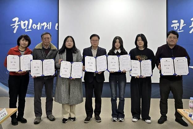 아산여성새로일하기센터, 기업체 협력망 회의 모습.