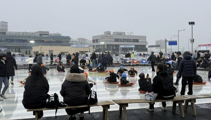 시흥도시공사, 거북섬 스케이트장 20일 정식 개장으로 방문객 인산인해