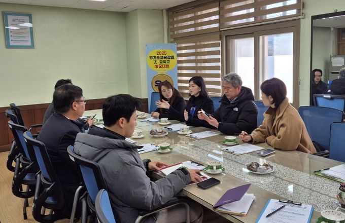 장윤정 의원, 성포중 ‘노후 냉난방기 개선방안’ 논의