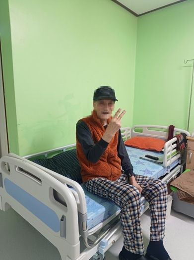 처인구는 서원재단의 지정기탁을 받아 사회복지법인 용인노인전문요양원의 노후 침대를 교체했다