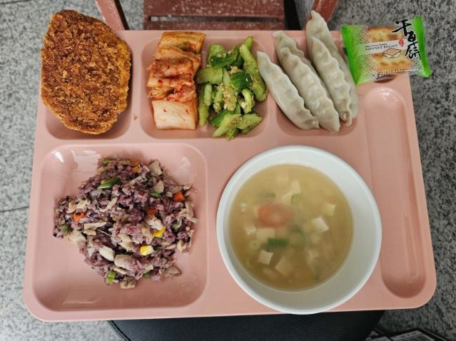 2월 11일 수원시청 구내식당에서 제공한 대만 가오슝시 대표음식