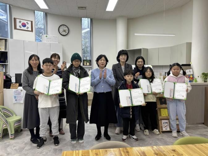 수원시 권선구 호매실동 새마을문고, ‘겨울방학 독서왕’ 시상식 개최