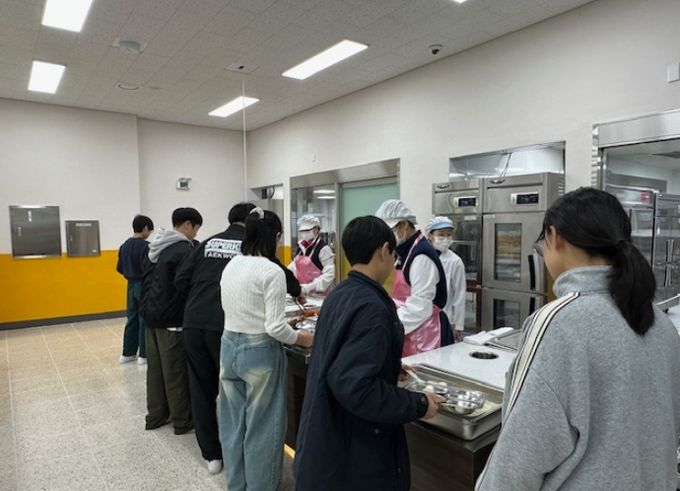 군포의왕교육지원청, 통합학교 급식실 분리 설치로 발달단계 맞춤형 급식 실현