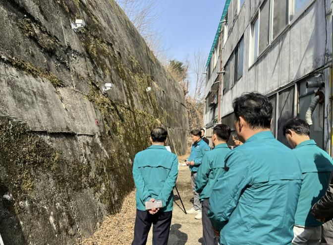 지난해 해빙기 취약시설 점검 모습
