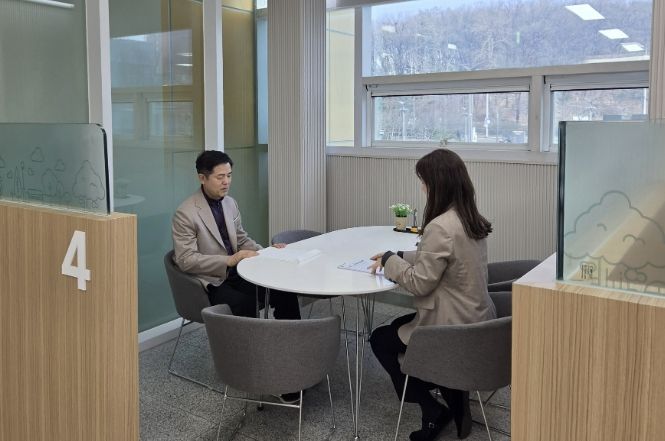 수원시 장안구, 통합민원실 ‘행복드림’ 전용 근무복 착용 시행