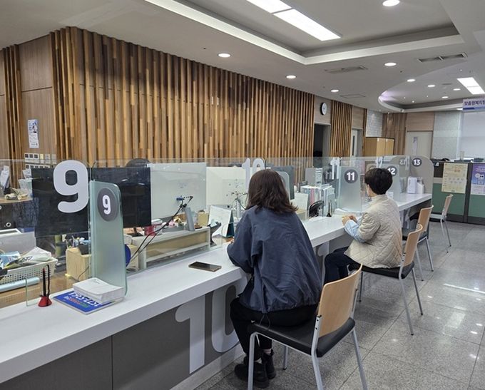 파주시 문산읍, 복지 민원대 높이 30cm 낮춰