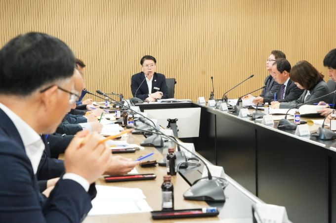 유재영 부군수 읍면장 긴급 현안회의